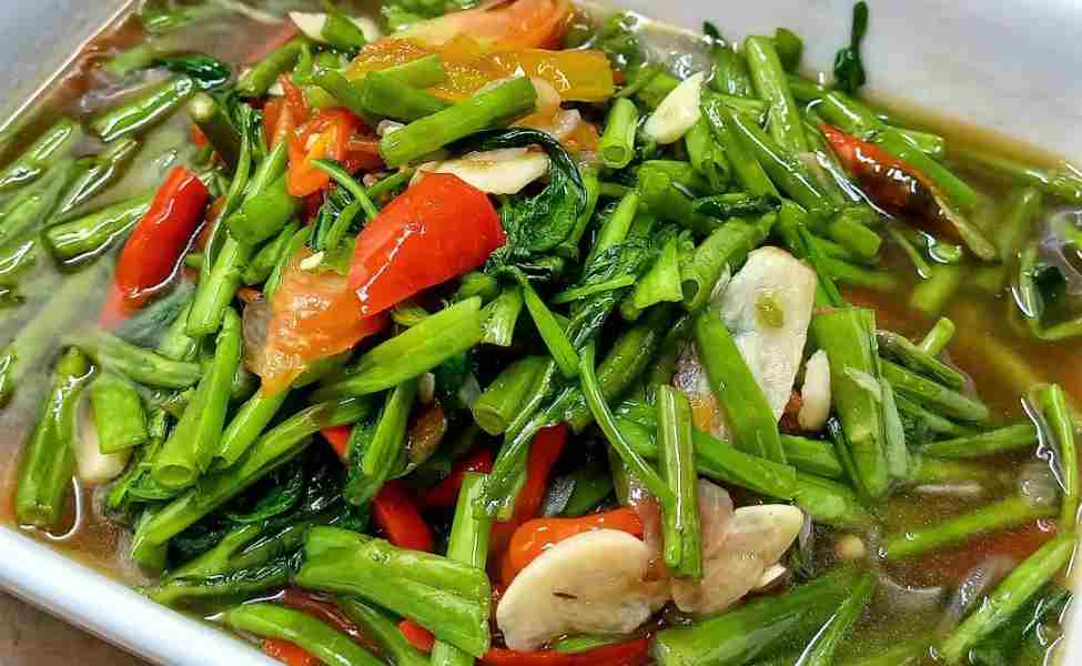 tumis kangkung